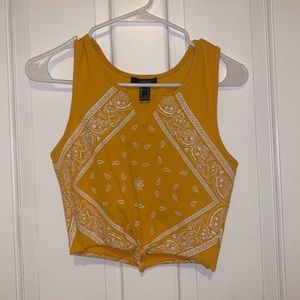 Brand Forever 21, color gold and white, size small